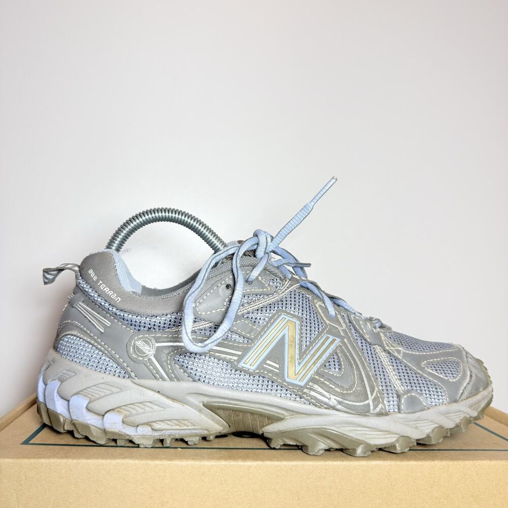 New Balance 1906R Silver Grey Metallic Womens Size 8.5 Running Shoes Sneakers